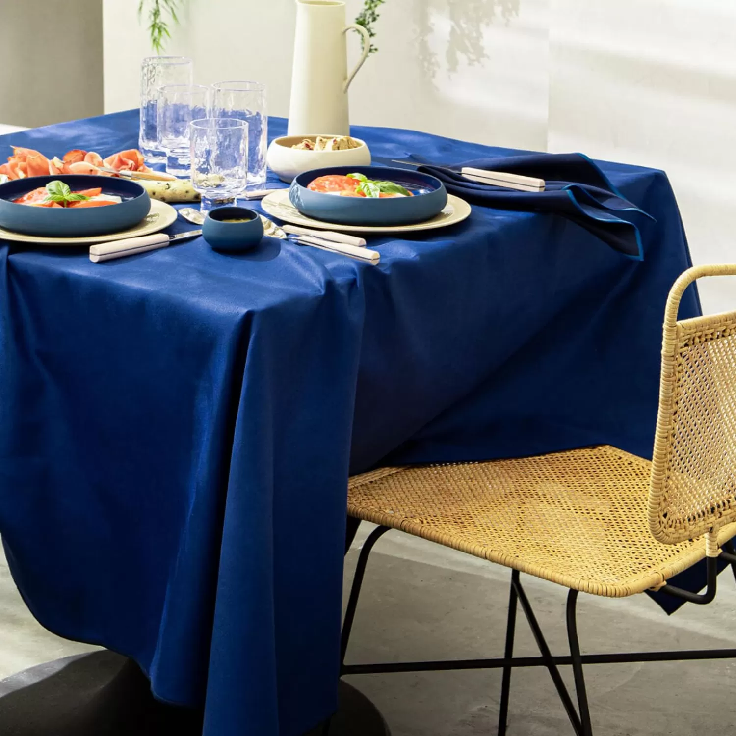 Hot Shades Cotton & Linen Royal Blue Tablecloths