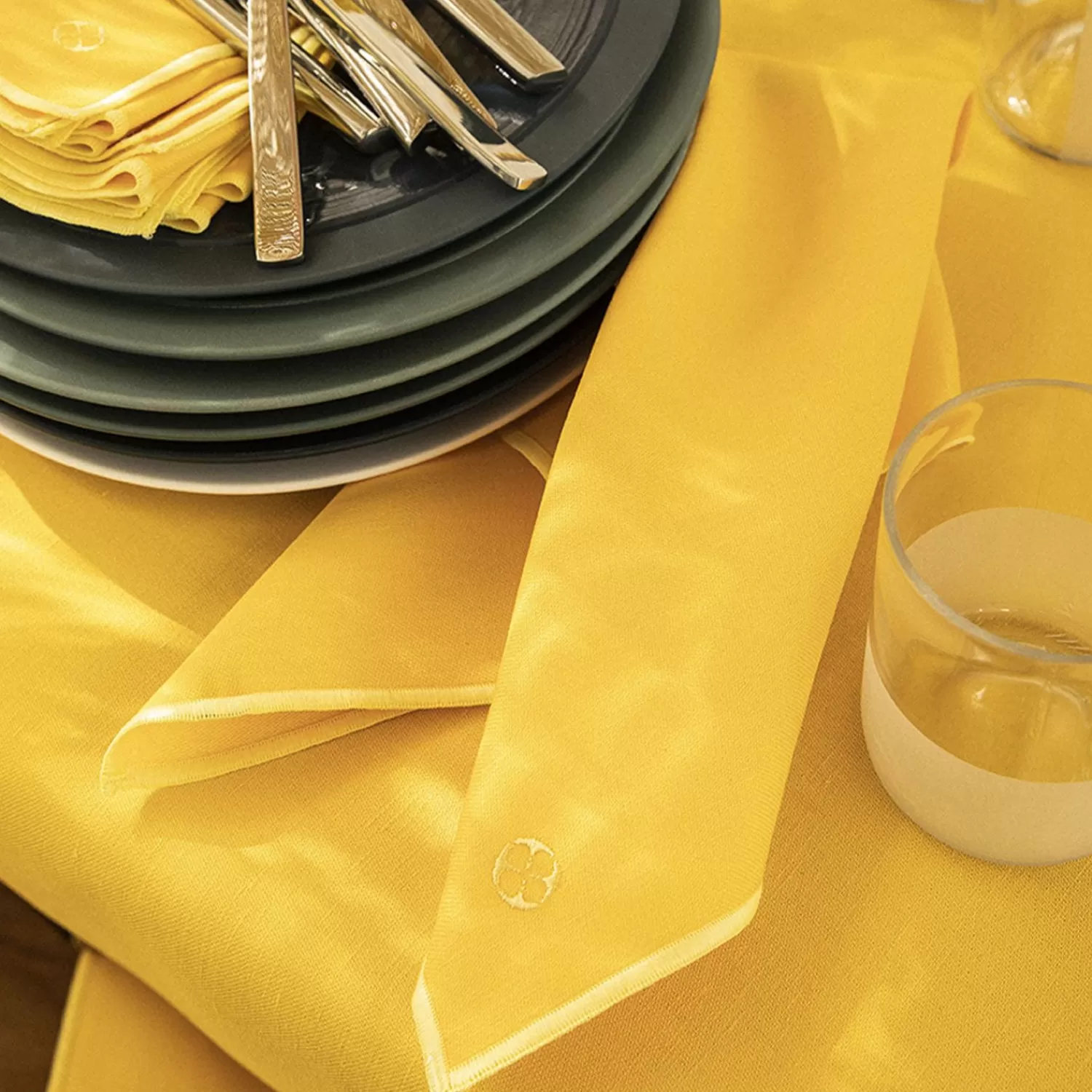 Clearance Sunflower Yellow Cotton & Linen Shades Tablecloths